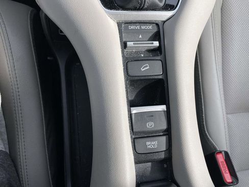 Used 2023 Honda HR-V EX-L image 43