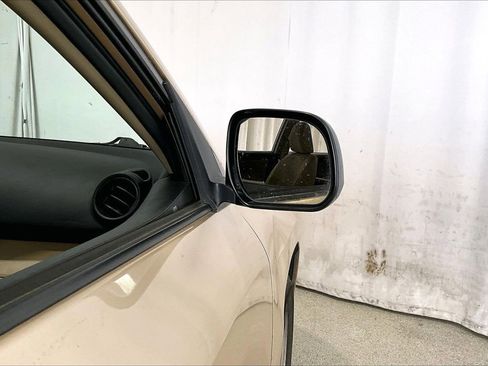 Used 2012 Toyota RAV4 FWD w/ Value Pkg image 11