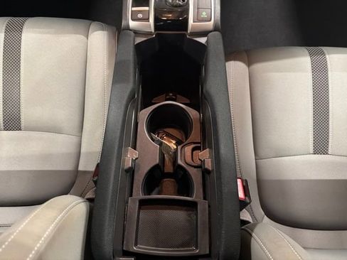 Used 2021 Honda Civic EX image 22