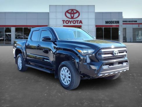 Certified 2024 Toyota Tacoma SR5 image 7