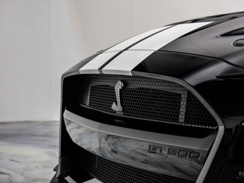 Used 2021 Ford Mustang Shelby GT500 w/ Carbon Fiber Track Pack image 40