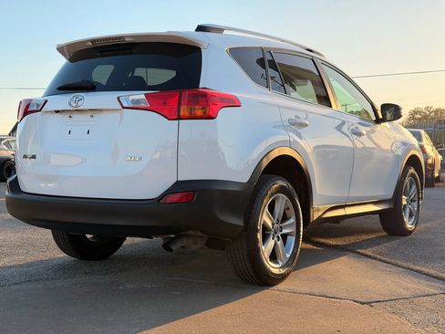 Used 2015 Toyota RAV4 XLE image 3