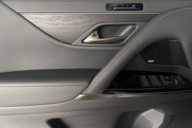 New 2026 Lexus LX 600 4WD w/ Appearance Package image 9