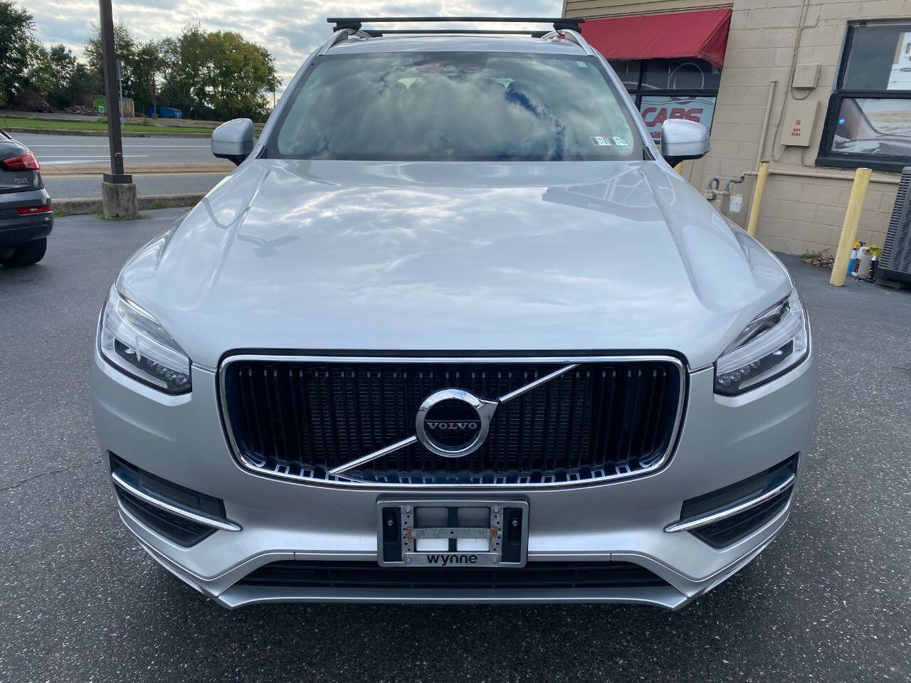 Used 2019 Volvo XC90 T5 Momentum w/ Protection Package Premier AWD/4WD image 8