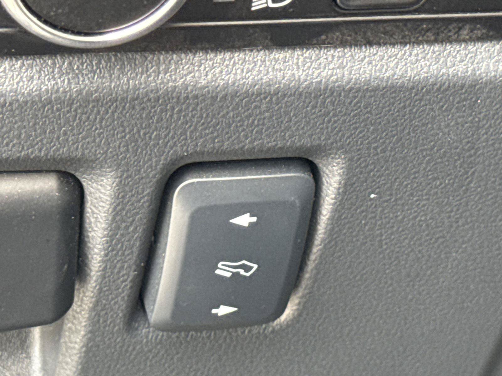 Used 2024 Ford Expedition Platinum AWD/4WD image 19