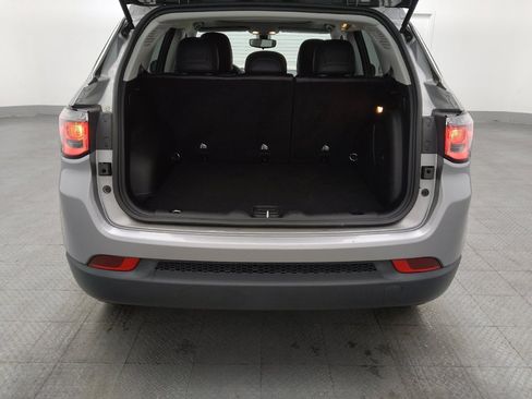 Used 2021 Jeep Compass Latitude w/ Sun and Sound Group image 29