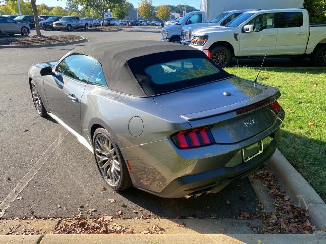 Used 2025 Ford Mustang GT Premium RWD image 29