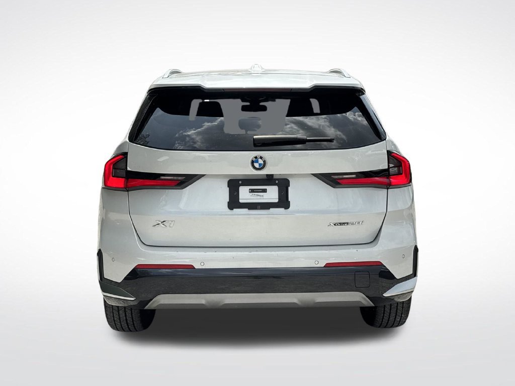 Used 2025 BMW X1 xDrive28i AWD/4WD image 4