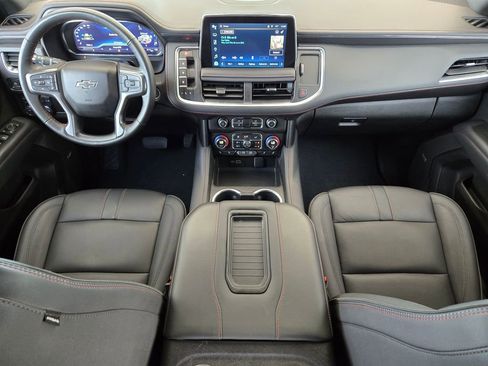 Used 2024 Chevrolet Suburban RST w/ Luxury Package image 17