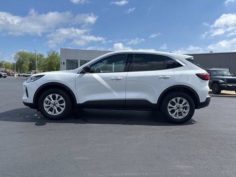 Used 2023 Ford Escape Active AWD/4WD image 4