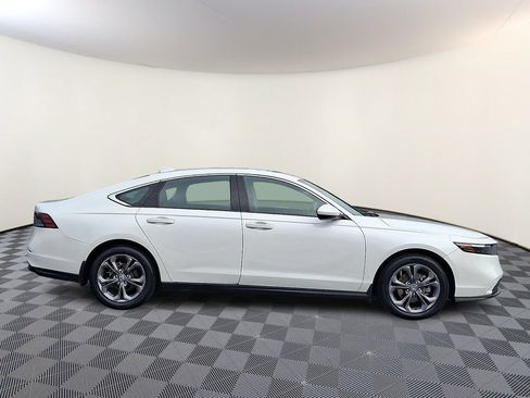 Used 2024 Honda Accord EX image 10