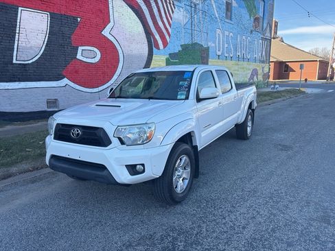 Used 2014 Toyota Tacoma 4x4 Double Cab image 48