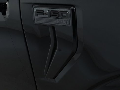 New 2025 Ford F150 XLT w/ Equipment Group 302A MID image 31