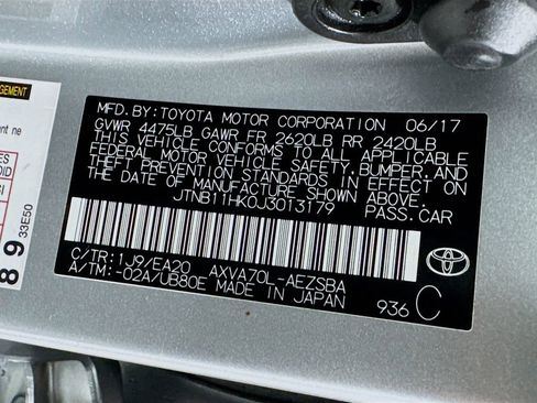 Used 2018 Toyota Camry SE w/ Moonroof Package image 30