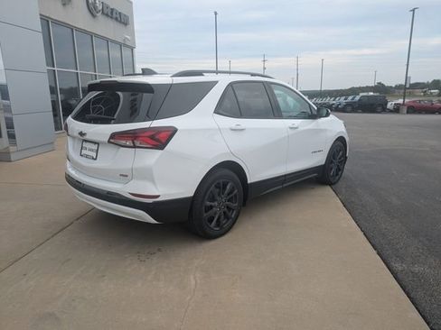 Used 2023 Chevrolet Equinox RS image 6
