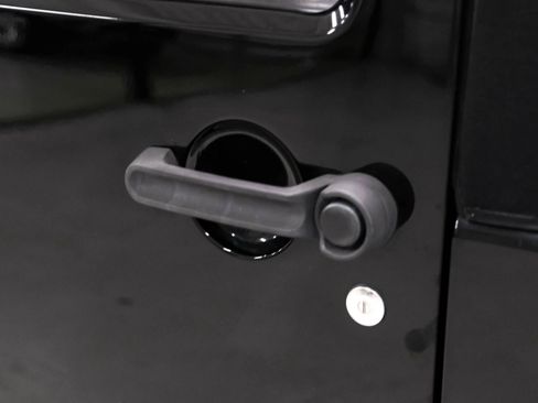 Used 2015 Jeep Wrangler Sport image 26