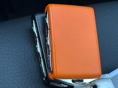 Used 2025 Volvo XC90 B5 Plus w/ Protection Package Premier image 33