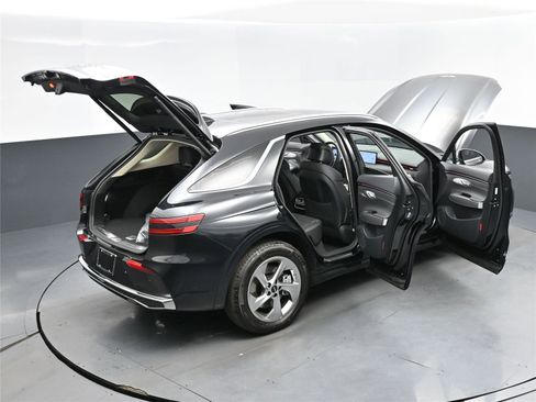 New 2026 Genesis GV70 2.5T Select image 18