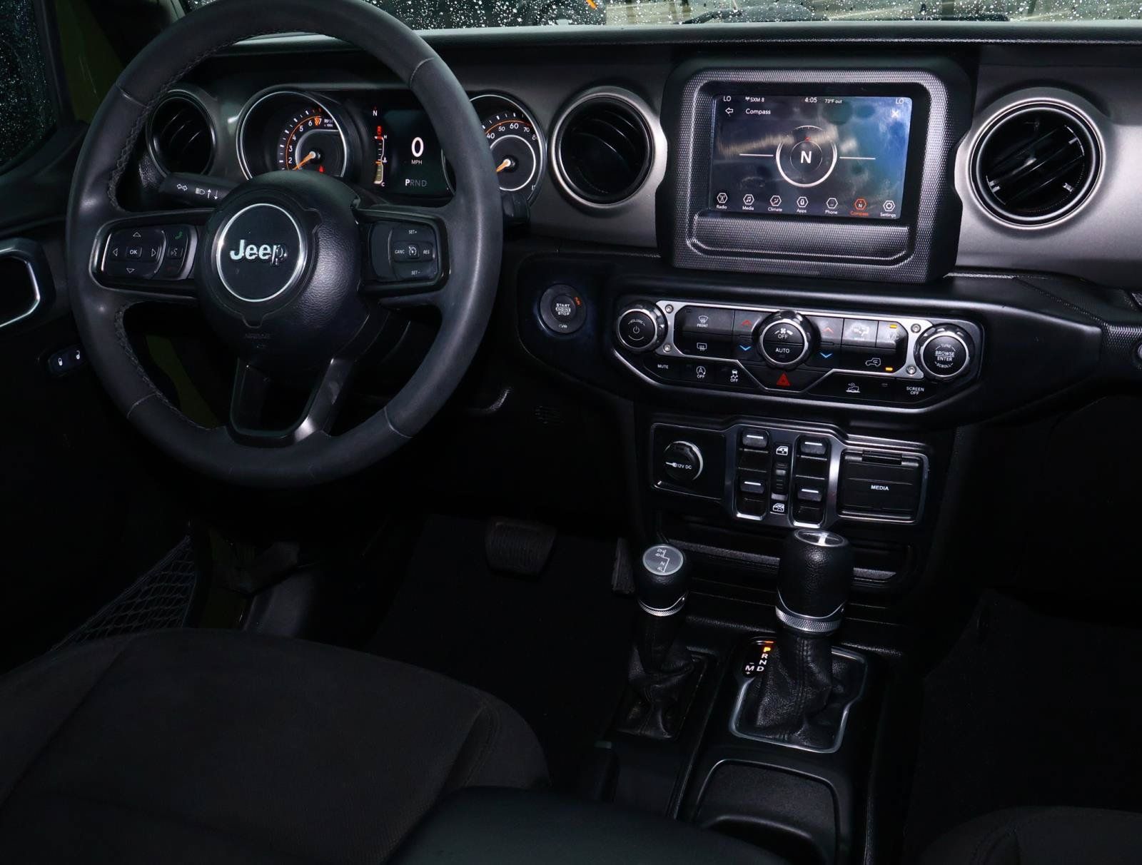 Used 2023 Jeep Gladiator Sport AWD/4WD image 11
