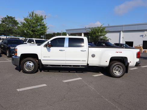 Used 2018 Chevrolet Silverado 3500 LTZ w/ Duramax Plus Package AWD/4WD image 20