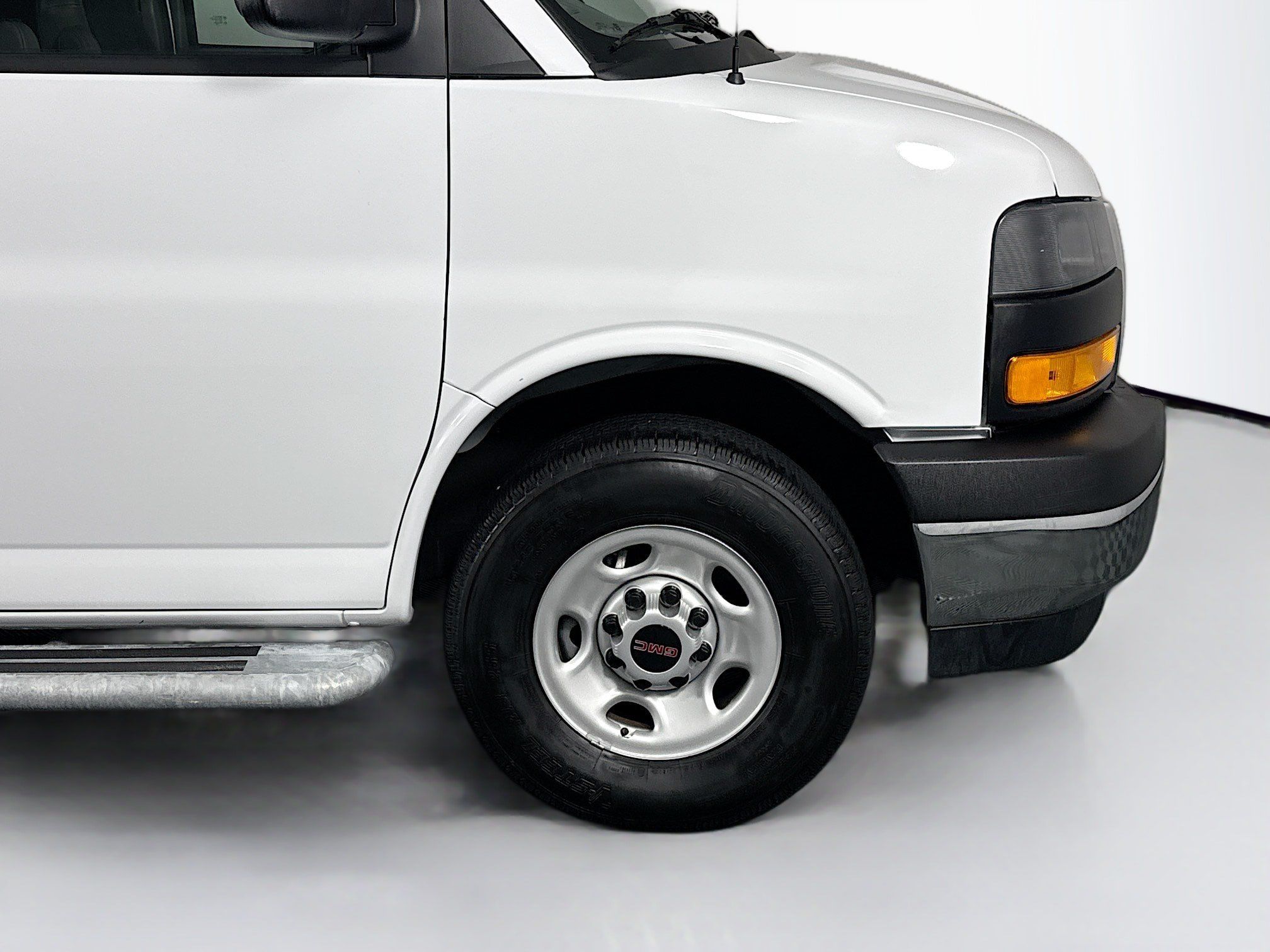 Used 2025 GMC Savana 2500 w/ Driver Convenience Package RWD image 37