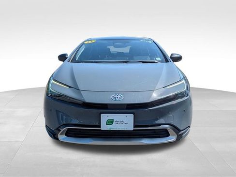 Used 2023 Toyota Prius Prime FWD image 2