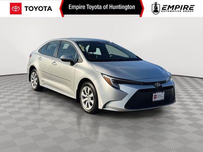 Used 2025 Toyota Corolla LE