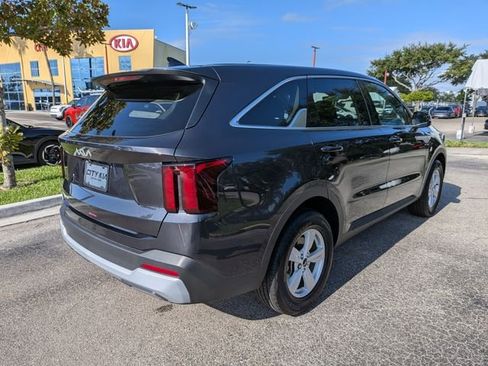 New 2026 Kia Sorento LX FWD image 6