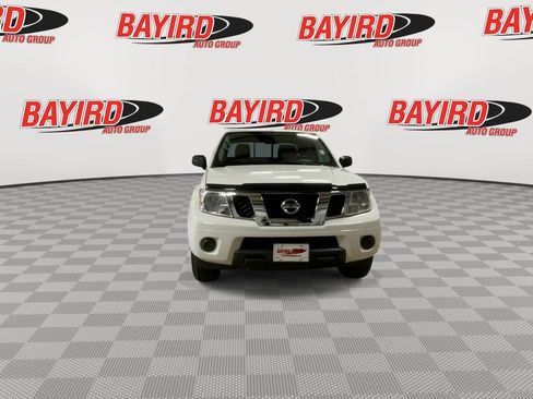 Used 2019 Nissan Frontier SV RWD image 3