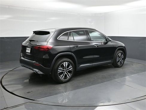 New 2026 Mercedes-Benz GLA 250 4MATIC image 11