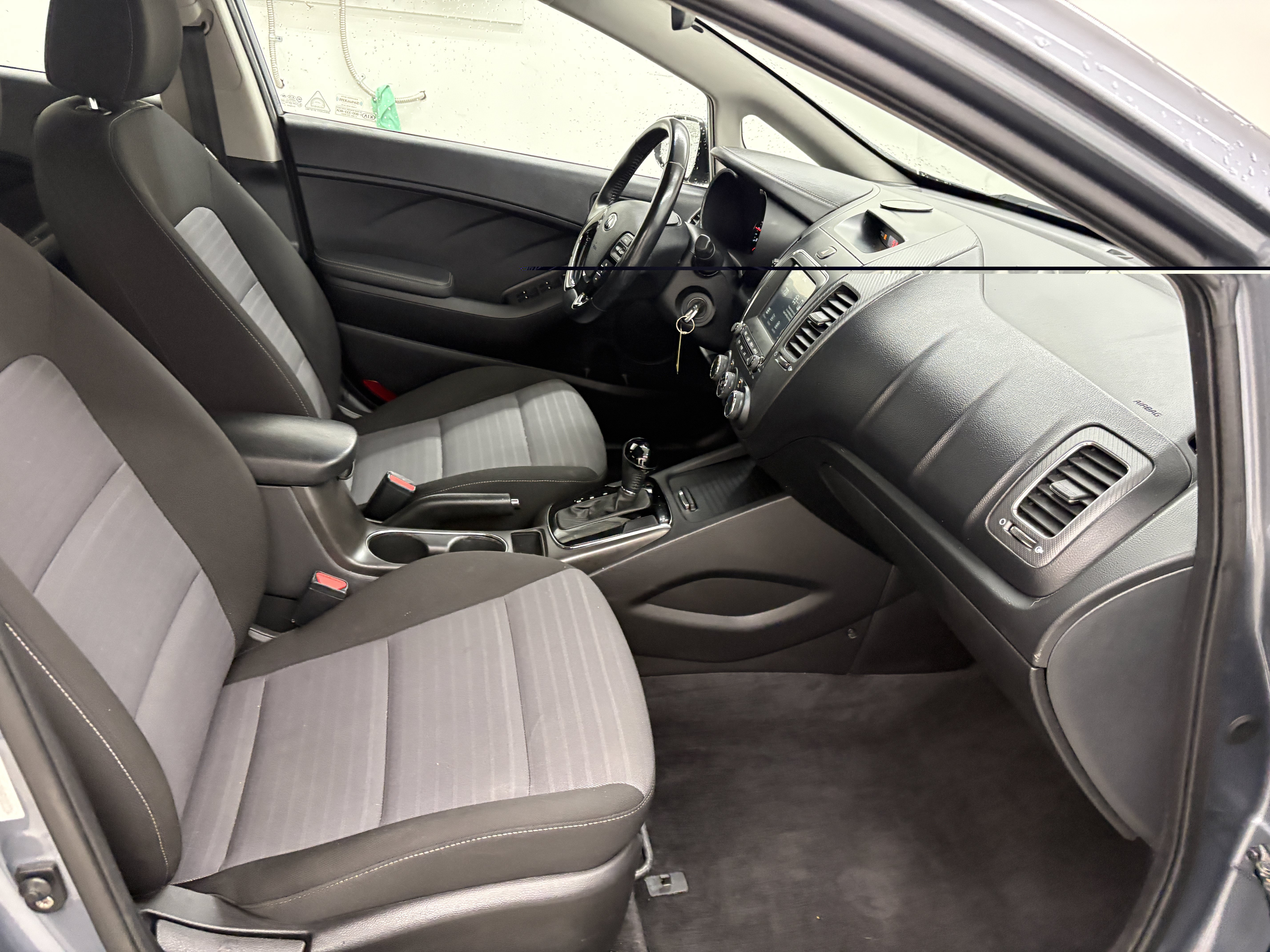 Used 2017 Kia Forte S FWD image 20
