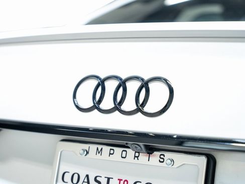 Used 2021 Audi S6 Prestige w/ Prestige Package image 16