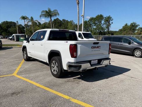 Used 2023 GMC Sierra 1500 SLE AWD/4WD image 11