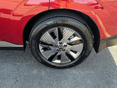 Certified 2025 Nissan Murano SL w/ Cargo Package image 8