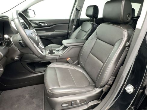 Used 2023 GMC Acadia SLT w/ Elevation Edition image 5