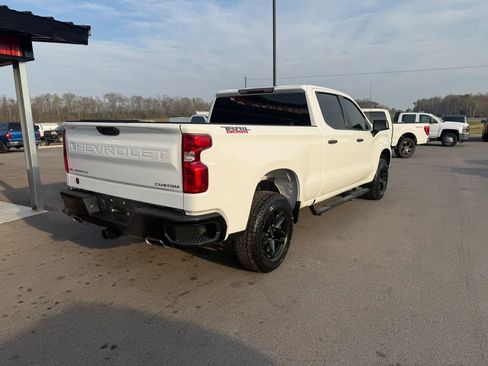 Used 2022 Chevrolet Silverado 1500 Custom Trail Boss AWD/4WD image 4