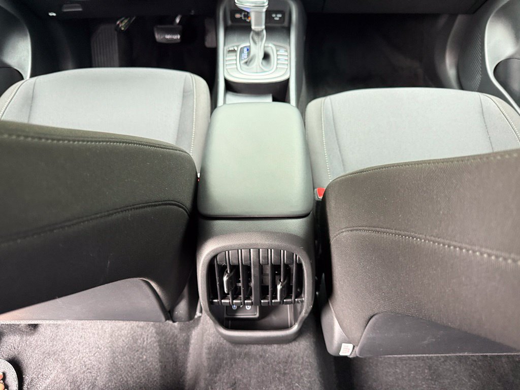 Used 2025 Hyundai Kona SEL FWD image 26