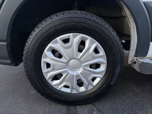 Used 2024 Ford Transit 250 Low Roof w/ Exterior Upgrade Package image 12