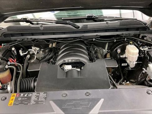Used 2018 Chevrolet Silverado 1500 LTZ Z71 w/ LTZ Plus Package AWD/4WD image 28