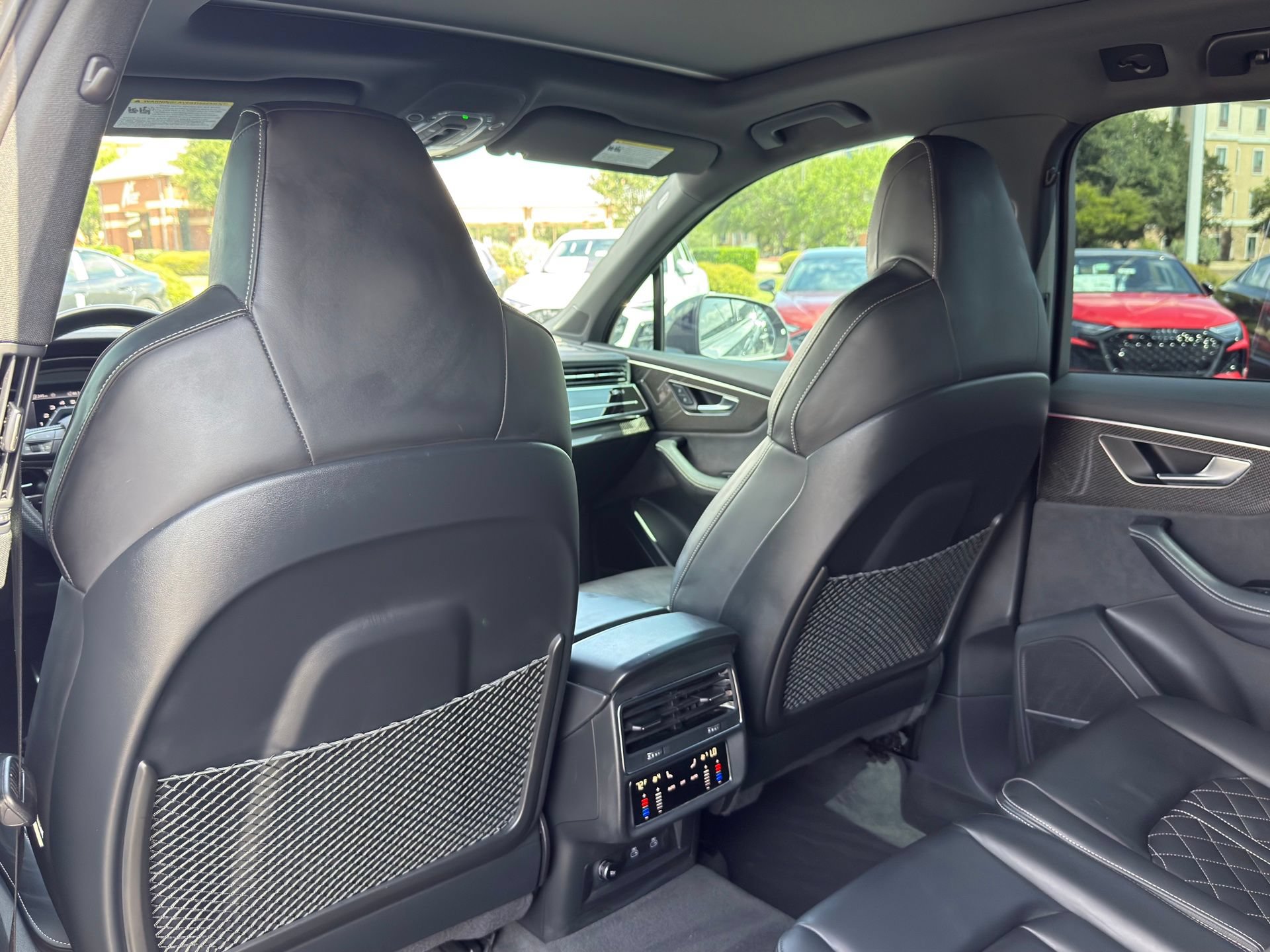 Certified 2024 Audi SQ7 Premium Plus w/ Carbon Package AWD/4WD image 34