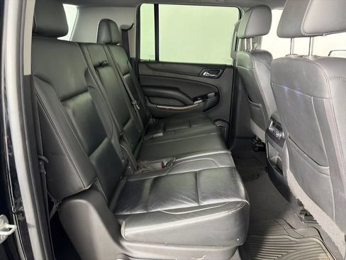 Used 2019 Chevrolet Suburban LT AWD/4WD image 28