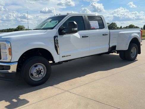 Used 2025 Ford F350 XL AWD/4WD image 5