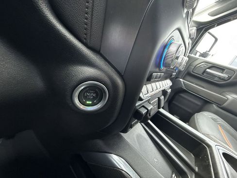 Certified 2020 GMC Sierra 2500 AT4 w/ AT4 Premium Package AWD/4WD image 23