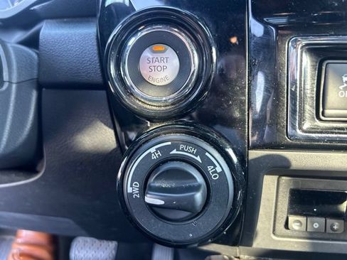Used 2021 Nissan Titan Platinum Reserve w/ Moonroof Package AWD/4WD image 12
