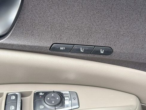 New 2026 Kia Carnival EX image 21