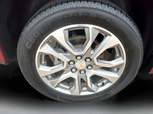 Used 2020 Chevrolet Traverse Premier FWD image 29