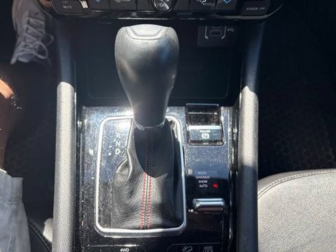 Used 2023 Jeep Compass Trailhawk AWD/4WD image 18