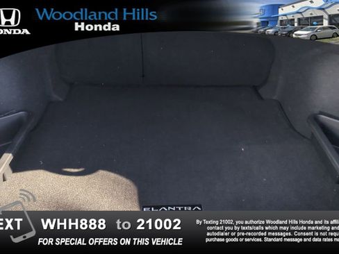 Used 2024 Hyundai Elantra SEL w/ Convenience Package FWD image 23
