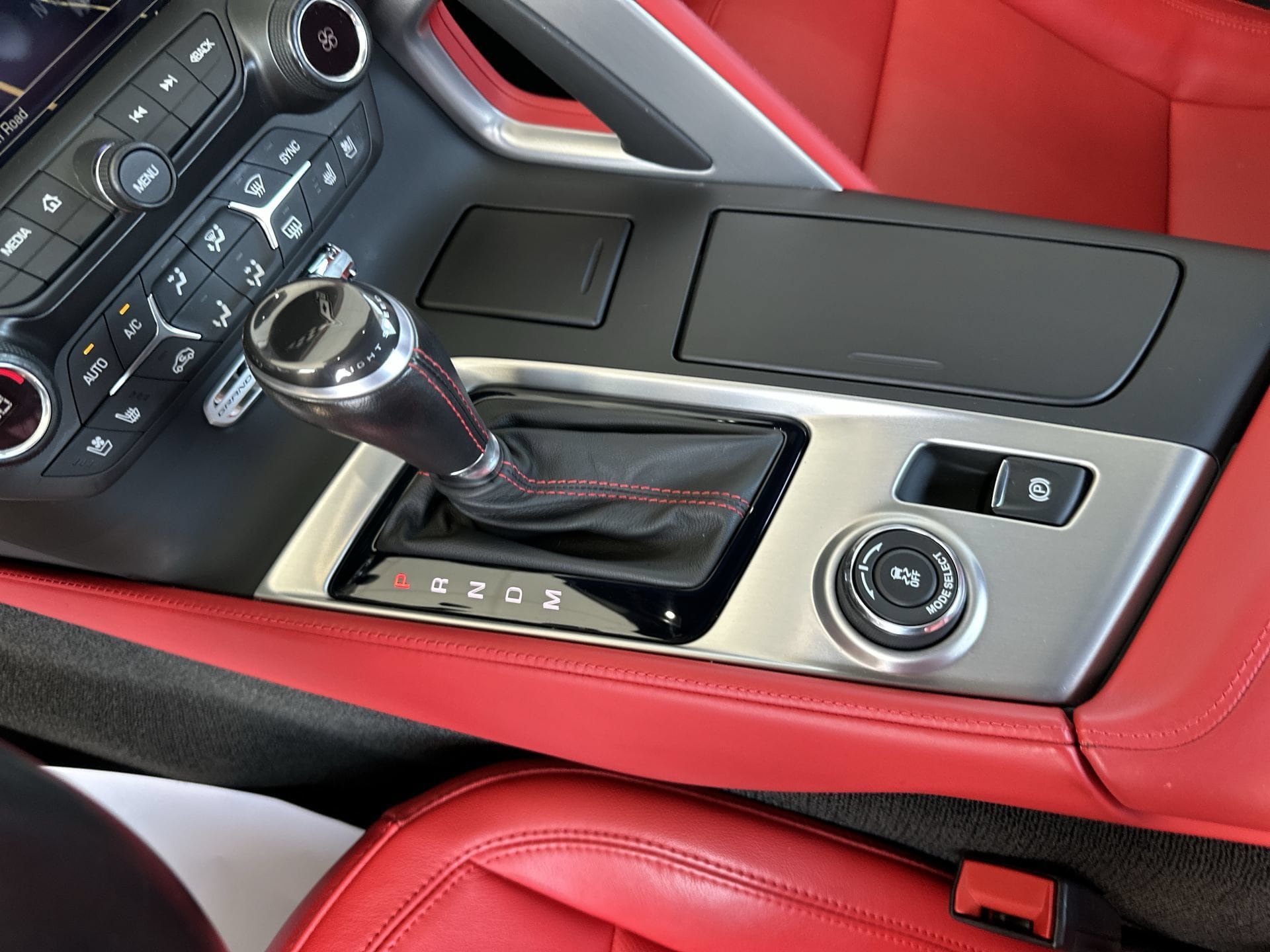 Used 2019 Chevrolet Corvette Grand Sport RWD image 16