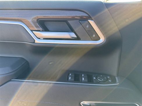 Used 2025 Chevrolet Silverado 1500 LT w/ All Star Edition Plus image 19